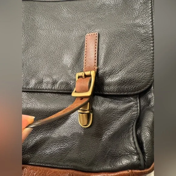 Fossil leather messenger bag laptop bag Soft black leather brown leather trim - Picture 6 of 10